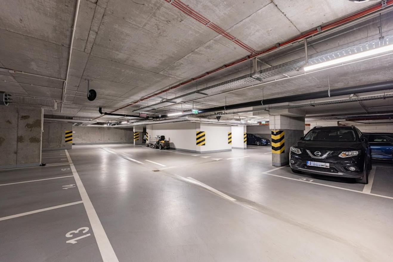 Fajny Apartament Z Parkingiem, Obok Metra. 바르샤바 외부 사진
