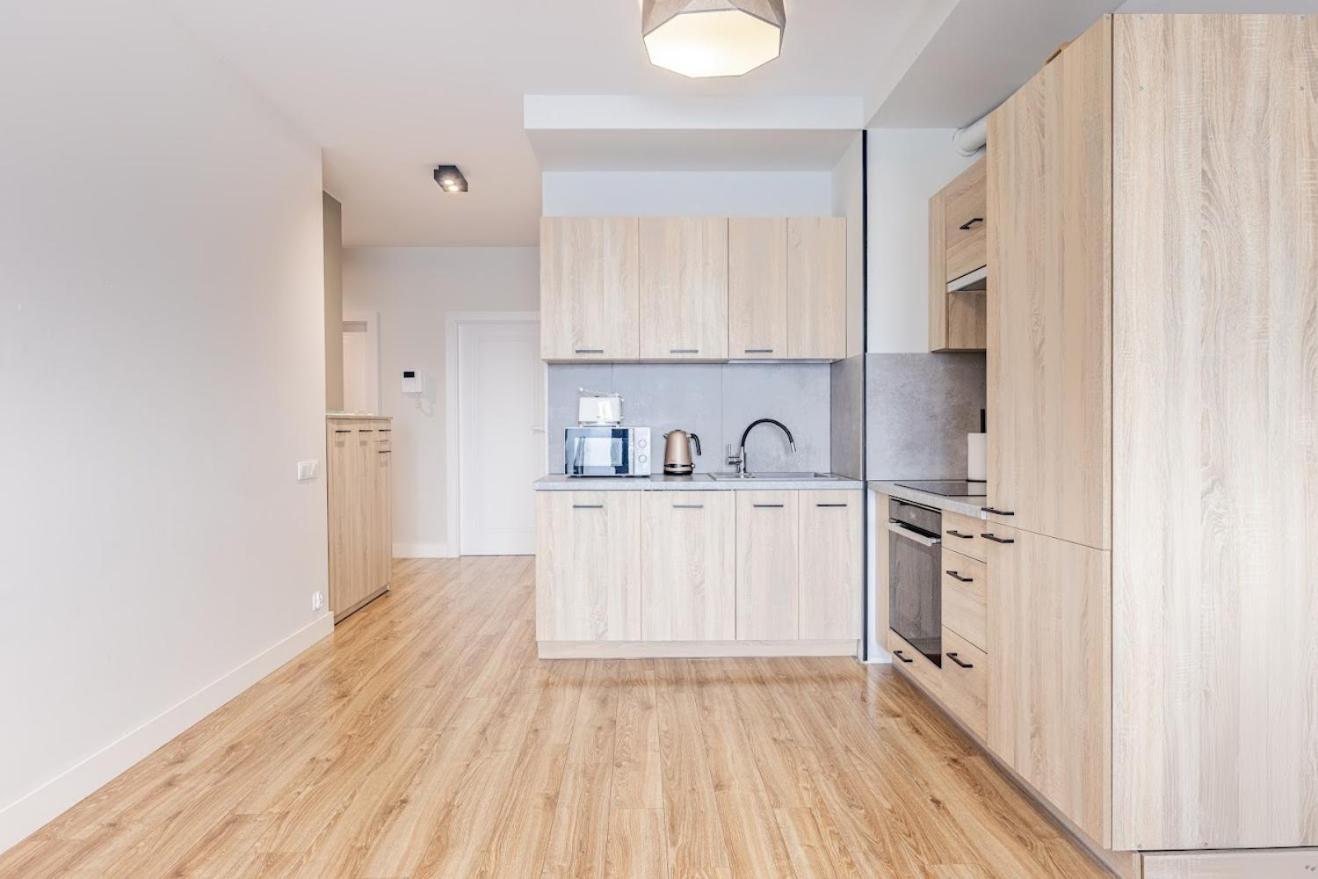 Fajny Apartament Z Parkingiem, Obok Metra. 바르샤바 외부 사진